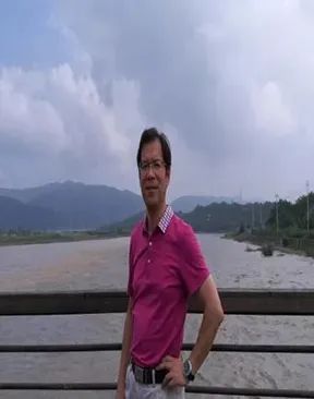 8.欧阳老师.jpg